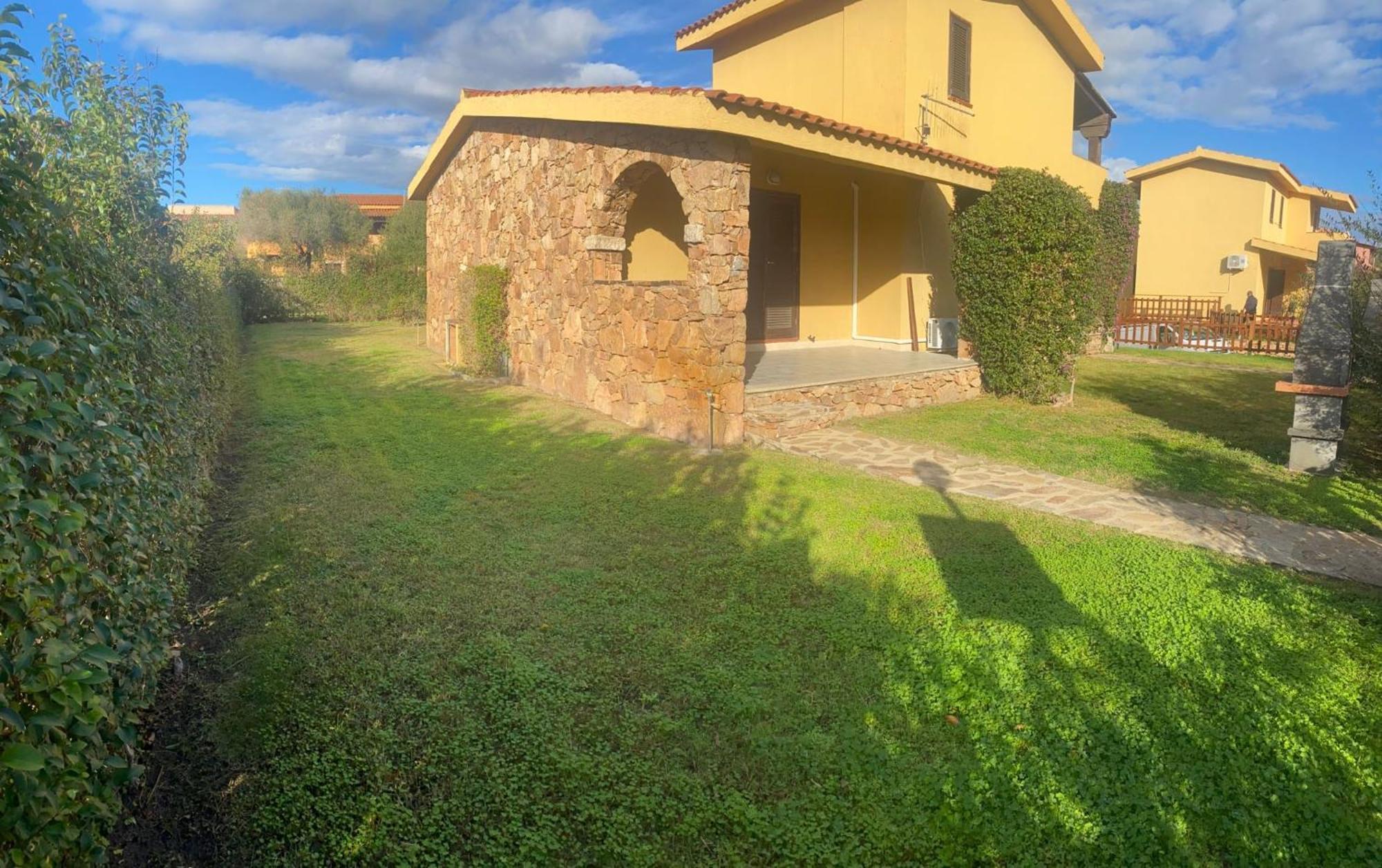 Villette Oasi San Teodoro  Exterior photo